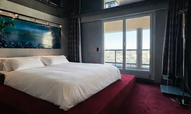 Недвижимость Apartment 5 rooms: 2