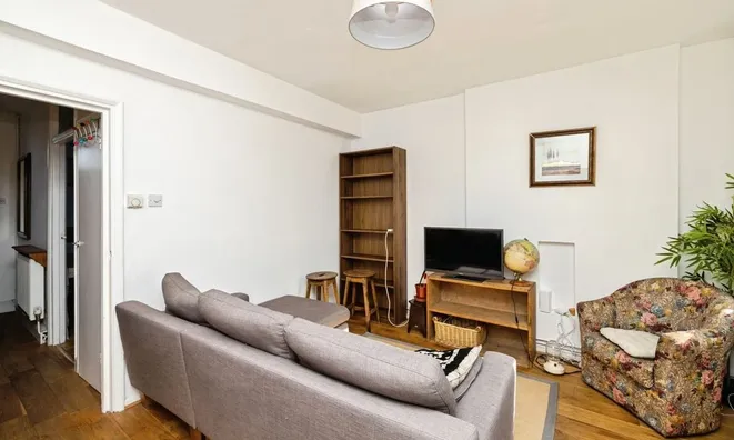 Недвижимость Worsopp Drive, Clapham: 13