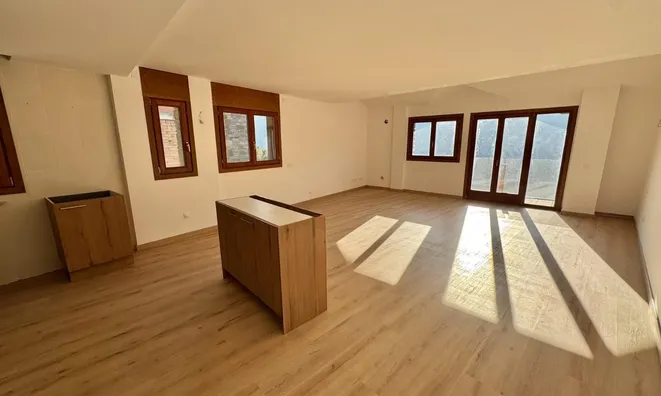 Недвижимость Apartment for sale in Canillo, 1 bedroom: 3