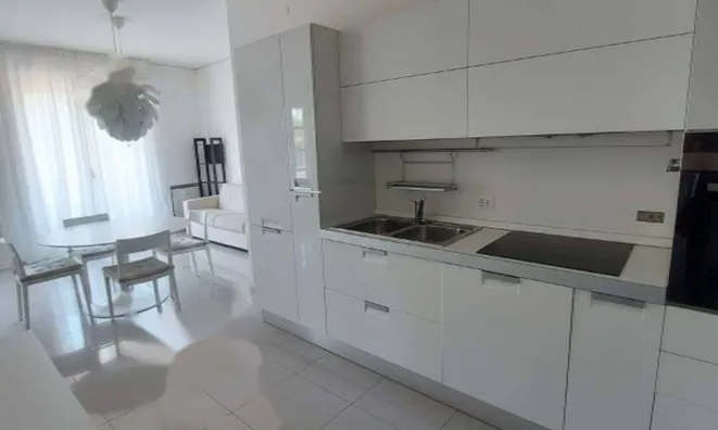 Недвижимость Квартира на улице Верди 85: 3