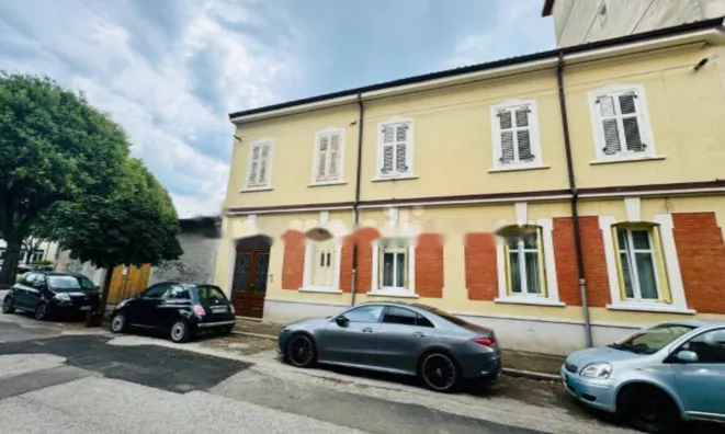 Недвижимость Трехкомнатная в центре Горицы: 1