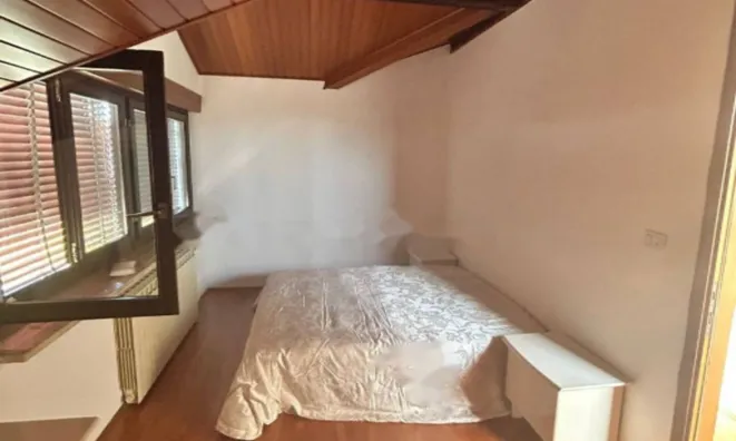 Недвижимость Трехкомнатная квартира в Гориции: 10