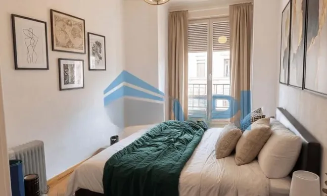 Недвижимость Apartment 3 rooms: 2