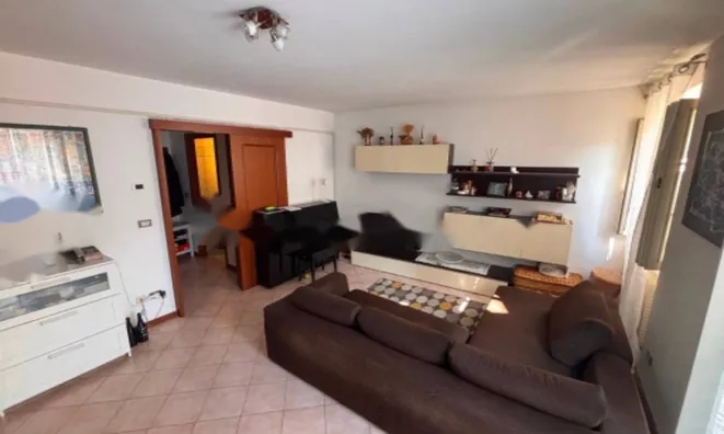 Недвижимость Трёхкомнатная в центре Горице: 6