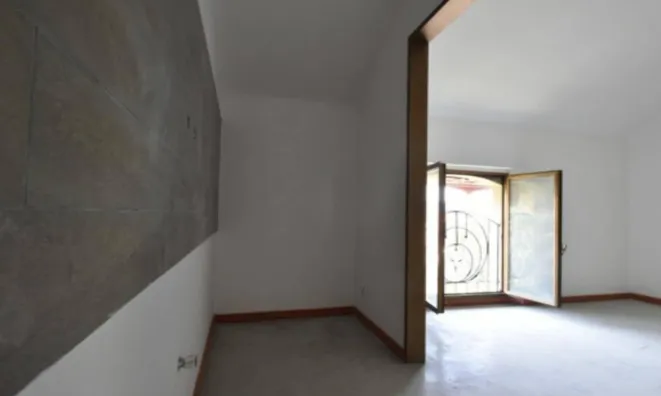 Недвижимость Двухкомнатная на Корсо Италия: 10