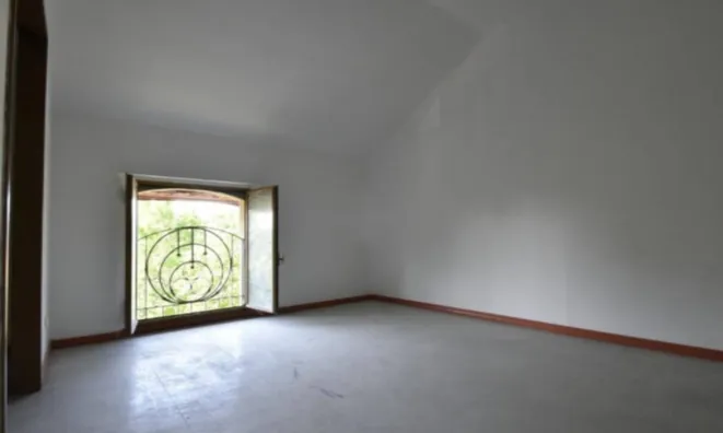 Недвижимость Двухкомнатная на Корсо Италия: 12