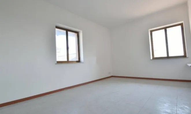 Недвижимость Трёхкомнатная Центр Гориция: 14