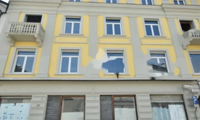 Недвижимость Двухкомнатная квартира в центре: 3