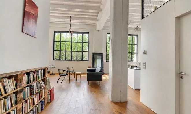 Недвижимость Apartment 6 rooms: 2
