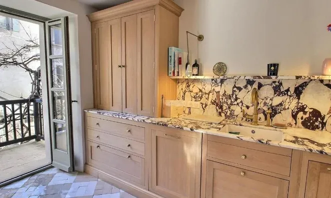 Недвижимость Single house 8 rooms: 4
