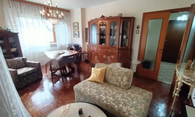 Недвижимость Четырёхкомнатная квартира в центре Гориции: 11