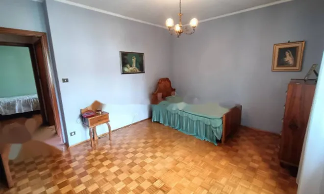 Недвижимость Четырёхкомнатная квартира в центре Гориции: 28