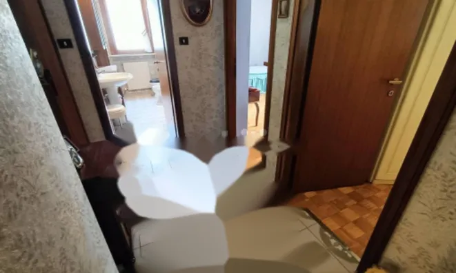 Недвижимость Четырёхкомнатная квартира в центре Гориции: 35