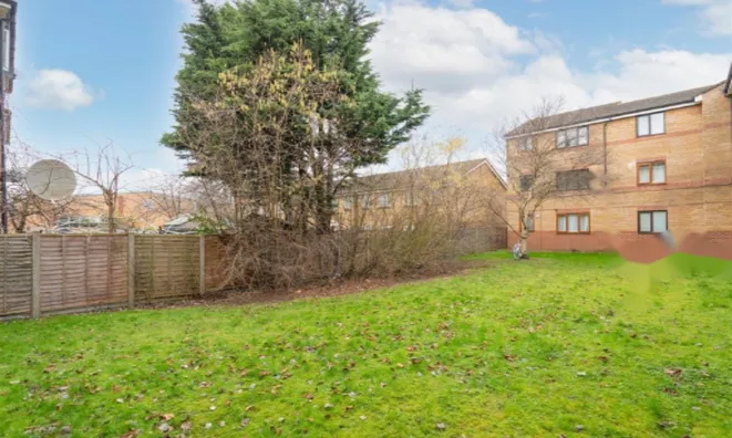 Недвижимость Дрэйкотт Клоуз, Лондон NW2: 3