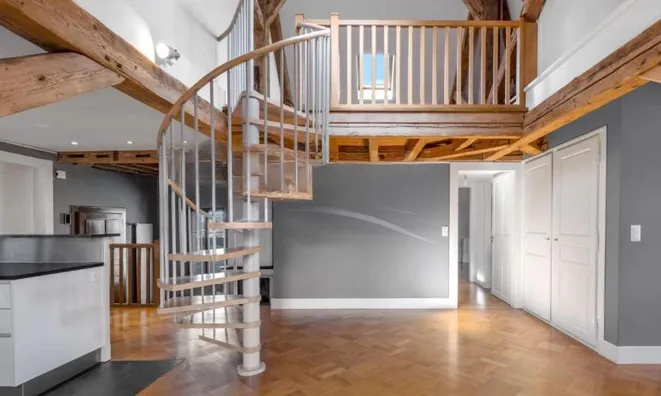 Недвижимость Apartment 5 rooms: 4