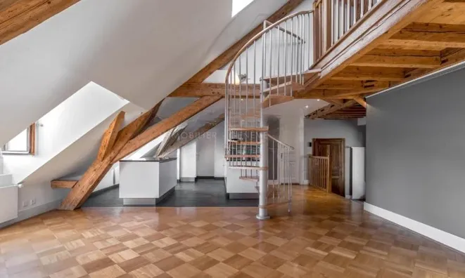 Недвижимость Apartment 5 rooms: 5