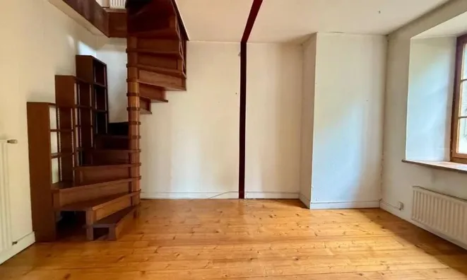 Недвижимость Apartment 8 rooms: 5