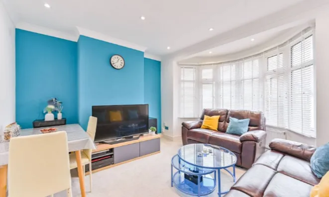 Недвижимость Бреймар Авеню, Ниисден, Лондон: 13