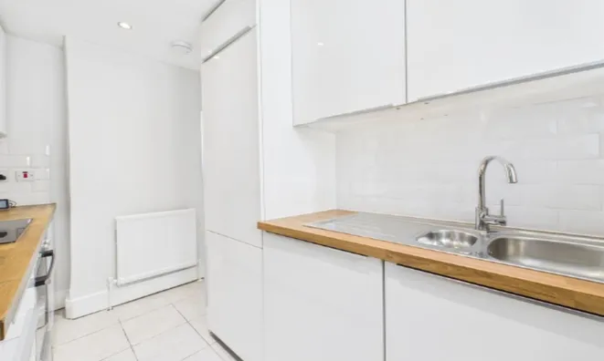 Недвижимость Дом на Дэнмарк Роуд, Лондон: 5