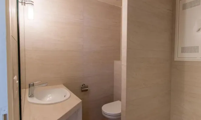 Недвижимость Apartment 8 rooms: 11