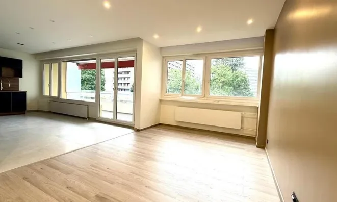 Недвижимость Apartment 5.5 rooms: 2