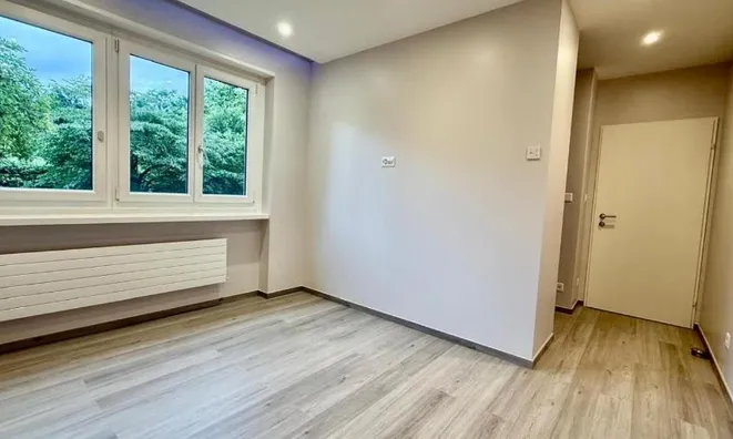 Недвижимость Apartment 5.5 rooms: 3