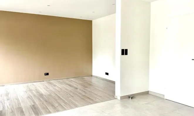 Недвижимость Apartment 5.5 rooms: 5