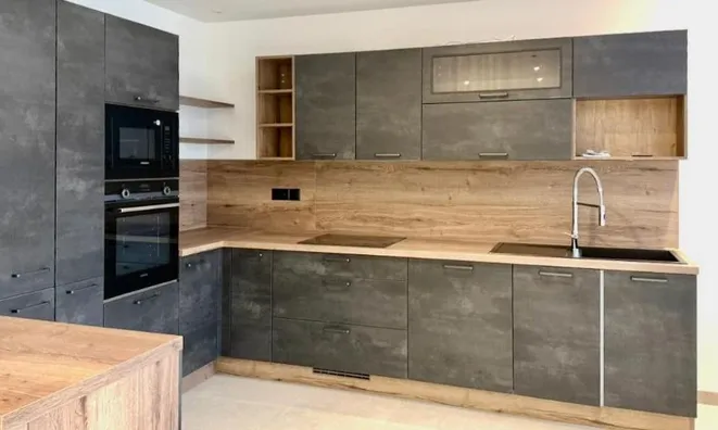 Недвижимость Apartment 5.5 rooms: 11