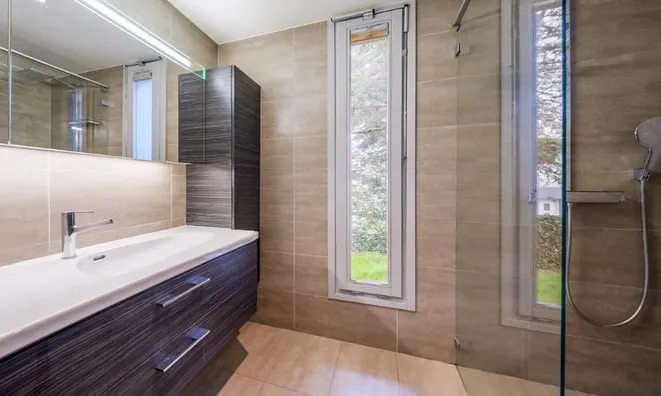 Недвижимость Single house 10 rooms: 6