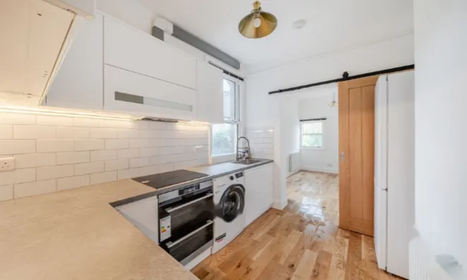 Недвижимость Переулок Святого Джеймса: 6