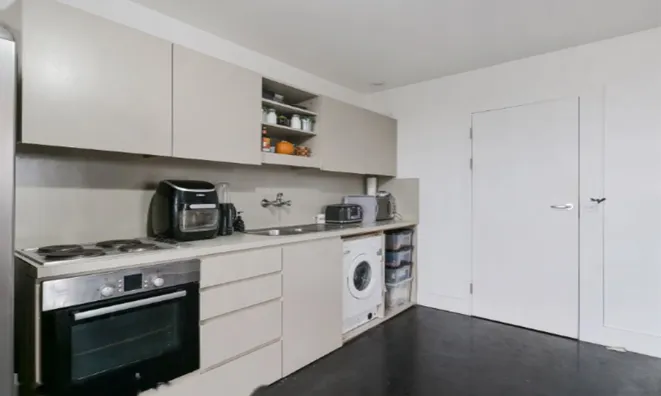 Недвижимость Гарратт Лейн, Лондон SW18: 6