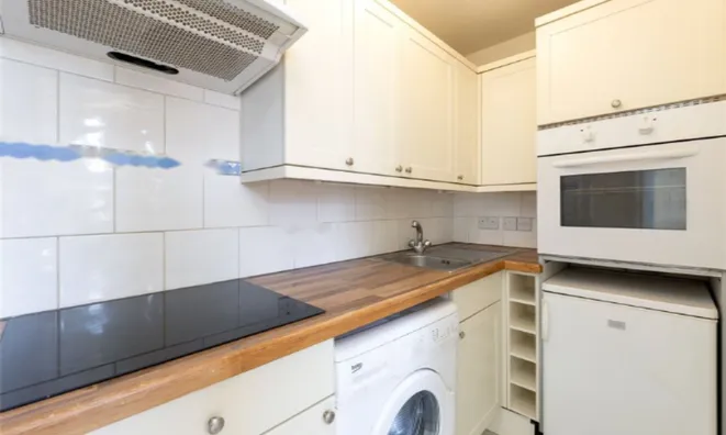 Недвижимость Улица Буллен, Лондон SW11.: 6