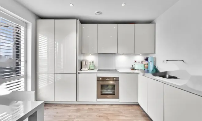 Недвижимость Нисден Лейн, Виллесден, Лондон: 9