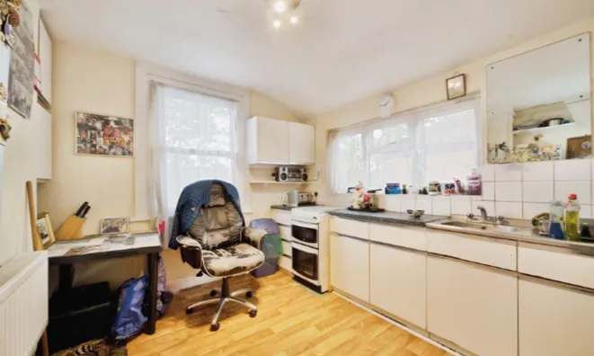 Недвижимость Дорога Фортънегейт, Лондон: 8