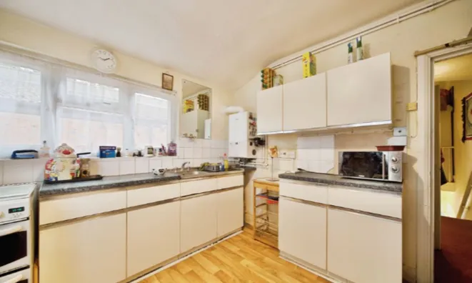 Недвижимость Дорога Фортънегейт, Лондон: 9