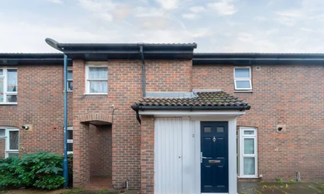 Недвижимость Улица Дейли Томпсона, Баттерси: 3