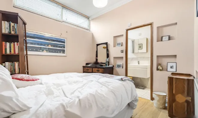 Недвижимость Дентон Роуд Н8: 12