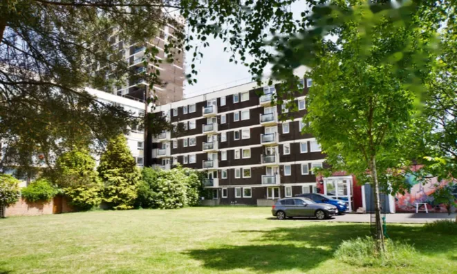 Недвижимость Жилой комплекс Де Бовуар: 8