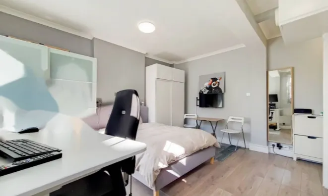 Недвижимость Сассекс Гарденс, Гайд Парк Эстейт: 3