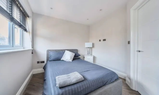 Недвижимость Холлибуш Плейс, Бетнал Грин: 21