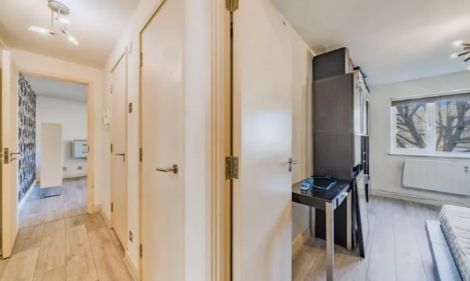 Недвижимость Кресент Стивенсона, Лондон: 4