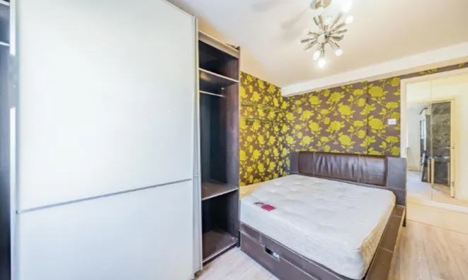 Недвижимость Кресент Стивенсона, Лондон: 14