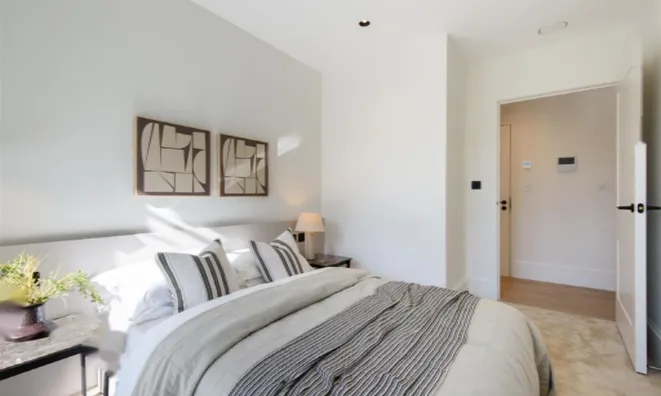 Недвижимость Арт-Сцен, Актон В3: 13