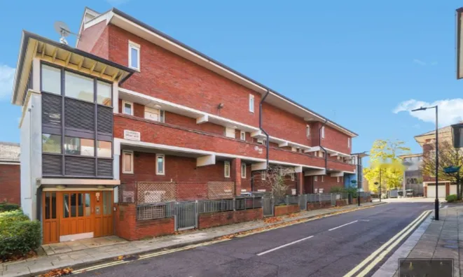 Недвижимость Ул. Толхерст, Королевский Парк: 7