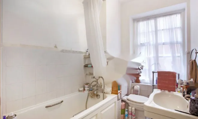 Недвижимость Петти-Франс, Лондон: 1