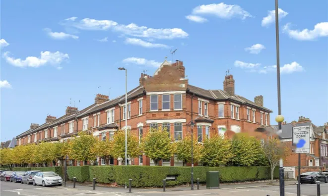 Недвижимость Мансарды на Ферм Парк Роуд: 8