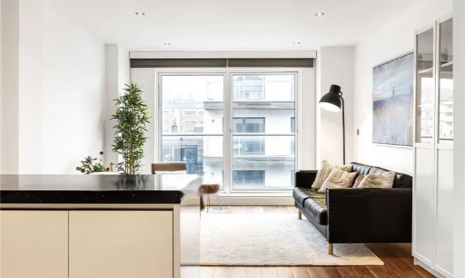 Недвижимость Коммершл Роуд, Лондон: 4