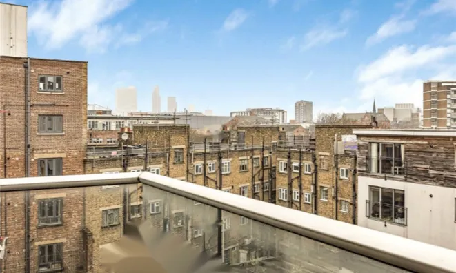 Недвижимость Коммершл Роуд, Лондон: 6