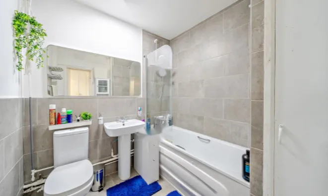 Недвижимость Улица Джона Рёскина : 15