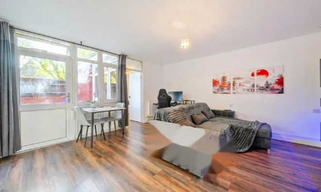 Недвижимость Улица Джона Рёскина : 19